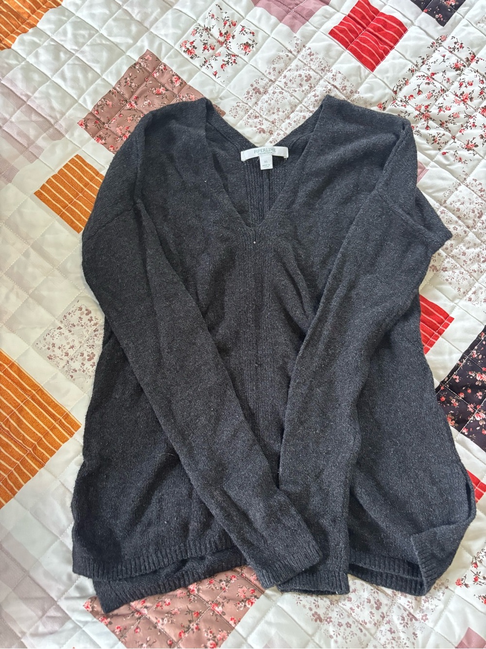 Piperlime Charcoal Gray V-Neck Sweater